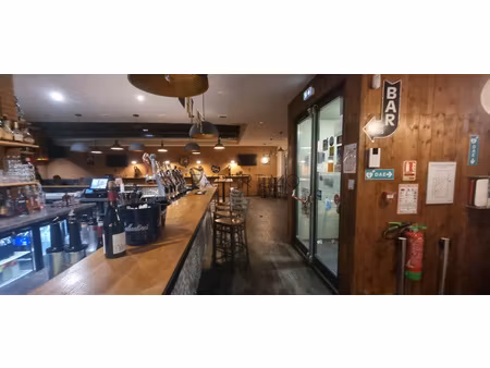 restaurant avec grande terrasse à val de reuil