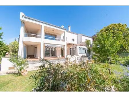 balaruc le vieux  villa de 310m2 (possibilité plusieurs appartements)