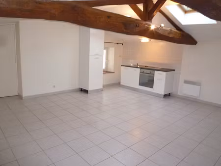 location appartement 2 pièces 42m² cognac 16100