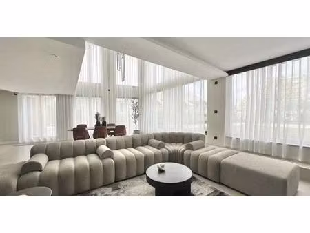 villa de luxe de 8 pièces en vente sèvres  île-de-france