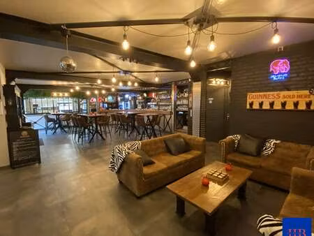 vente bureaux et commerces à ouistreham (14150) : à vendre / 480m² ouistreham