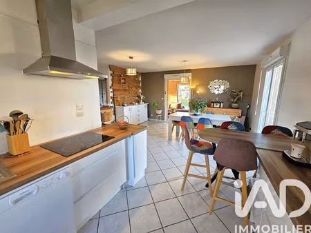 vente maison 5 pièces 114 m² à chomérac (07210)  289 000 €