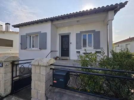 vente maison 4 pièces 90 m² à jonzac (17500)  276 120 €