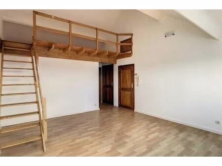 aangenaam dakappartement