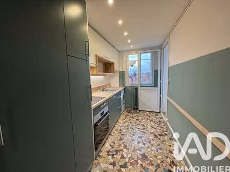vente appartement 4 pièces à thiviers (24800) : à vendre 4 pièces / 67m² thiviers