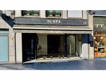 handelspand met ruime kelder gelegen in de drukste winkelstraat van sint-truiden