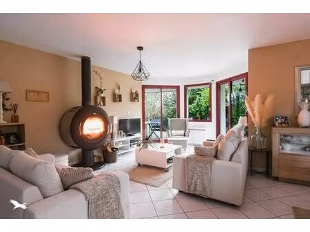 vente maison 6 pièces 123 m² la forest-landerneau (29800)