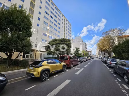 à louer - bureau rénové à vanves (secteur jean bleuzen)