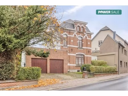 commercieel te koop in ternat met 3 slaapkamers