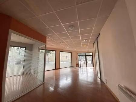 local commercial à vendre
