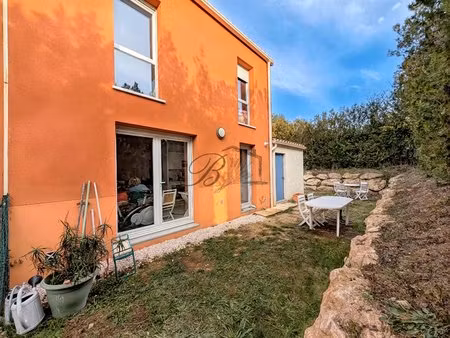 exclusivité vente maison t4 avec jardin  garage et parking à pertuis.