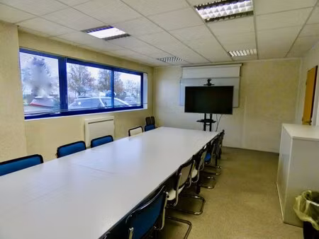 en vente bureau 977 m² – 828 800 € |téteghem