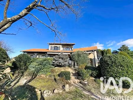 vente demeure d'exception à millery (69390) : à vendre / 210m² millery