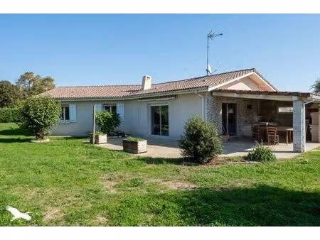 vente maison 4 pièces 123 m² roquefort (40120)