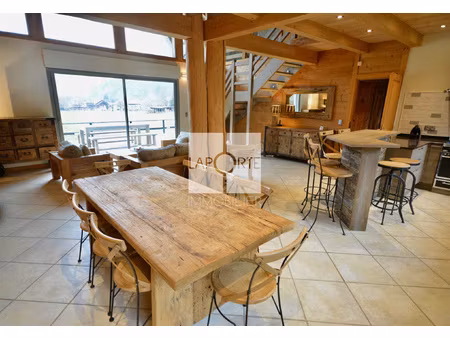 coup de coeur superbe chalet de 170 m2 habitables à deux pa