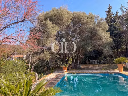 vente maison 5 pièces 110 m² à ceyreste (13600)  799 000 €