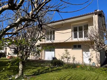 vente maison 5 pièces 140 m² mazères-lezons (64110)