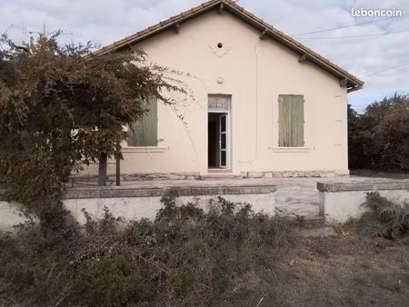 petite maison individuelle avec jardin entrée privative raphele