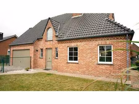 vaste maison quatre façades construction 1993