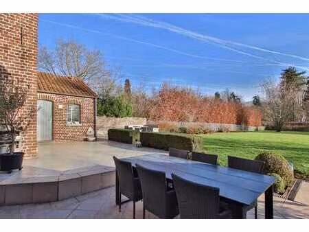 très belle maison de charme à céroux