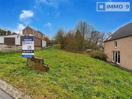 terrain constructible de 670m2