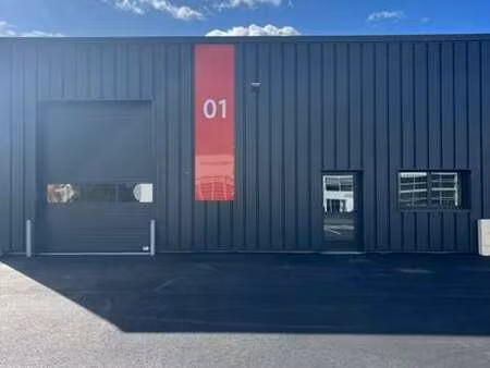 vente bureaux et commerces à vire-normandie (14500) : à vendre / 250m² vire-normandie