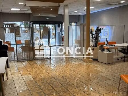 local commercial à louer