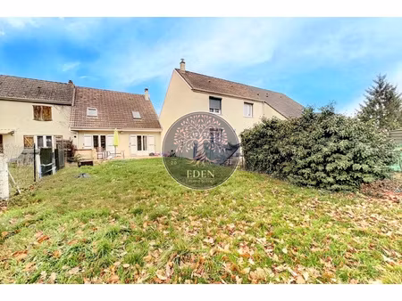 maison 5 pièces 4 chambres 104 m2