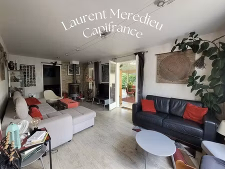 peujard – grande maison familiale de 150 m² avec veranda + studio indépendant