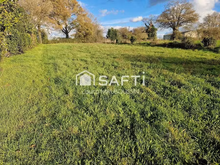 vente terrain 700 m² à grand-auverné (44520)  21 000 €