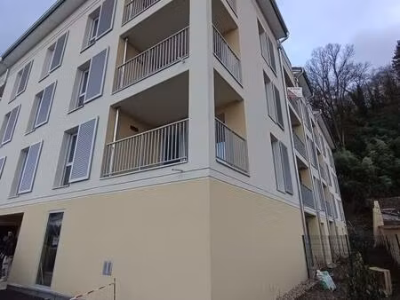 t2 a louer à maubec