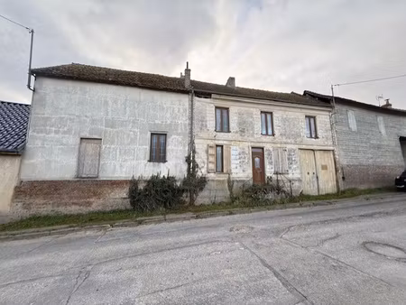 maison de campagne a renover avec grand terrain