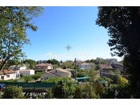 vente terrain 1165 m² à frejus (83600)  360 000 €