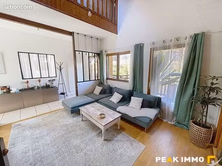 appartement 3 pièces 97 m²