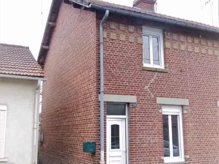 vente immeuble 3 pièces 74 m² à chauny (02300)  96 900 €