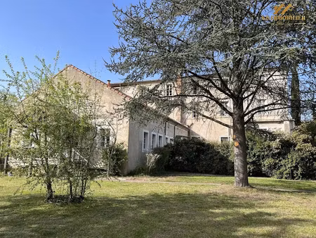 vente immeuble 1684 m² à coux (07000)  780 000 €
