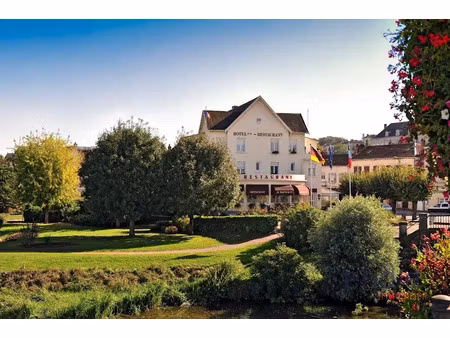 vente immeuble 820 m² à gray (70100)  520 000 €