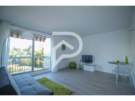 2 pieces 48 m2 - meuble - balcon - cave -