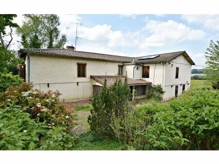 maison chandon 279.5 m² t-7 à vendre  135 000 €