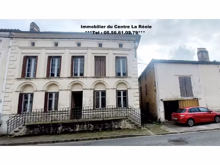 maison de bourg 200 m2 avec garage 63 m2