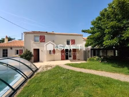 maison en pierre de 160m²+4chs+piscine+terrain