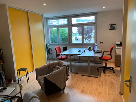 location locaux professionnels 32 m² à saint-maurice-de-beynost (01700)  630 €