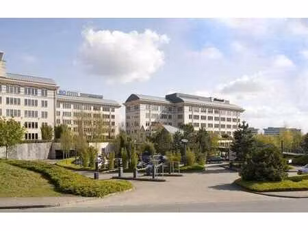 modern offices to let