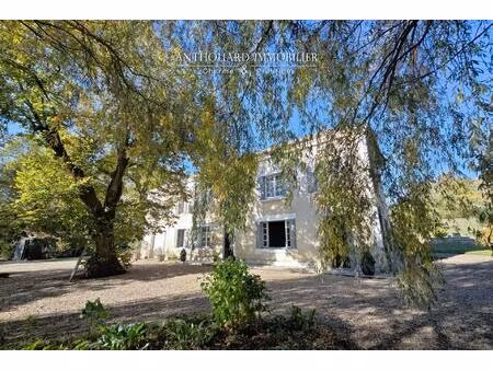 ancien moulin sur 3 ha  étang et bief