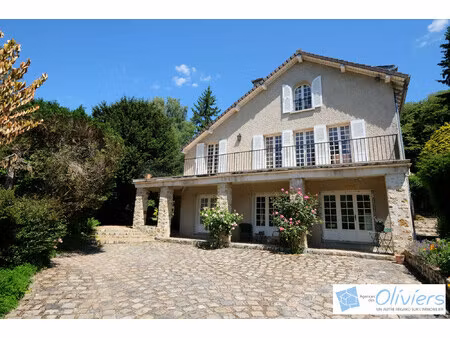 maison milon la chapelle 8 pièce(s) 199 m2