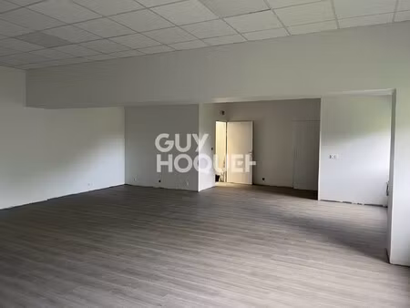 bureau à louer de 96 m²