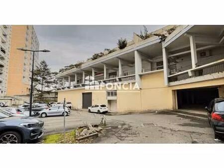 grand garage idéal artisan ou investisseur