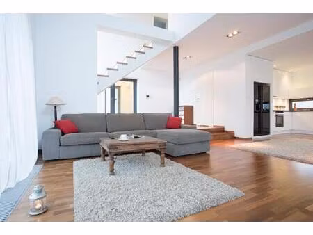 rare! maison d'exception avec jardin proche métro!!