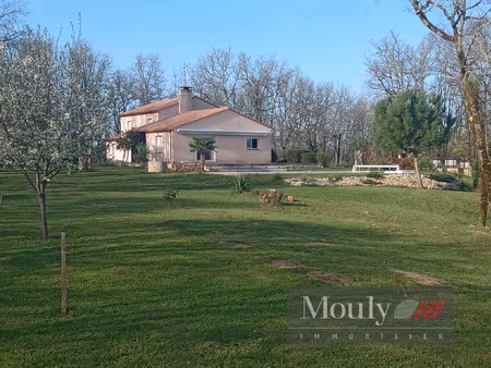 maison contemporaine a 5 min du centre de luzech