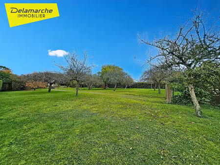 a vendre terrain constructible brehal 942 m2